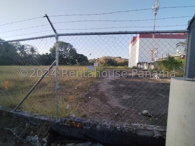 Commercial Lot - Lote Comercial para Alquilar